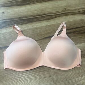 Soma pink/nude satiny Vanishing 360 wireless 42C bra